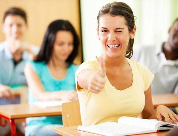 Scegliere il LIceo LInguistico Byron Scegliere il LIceo LInguistico Byron